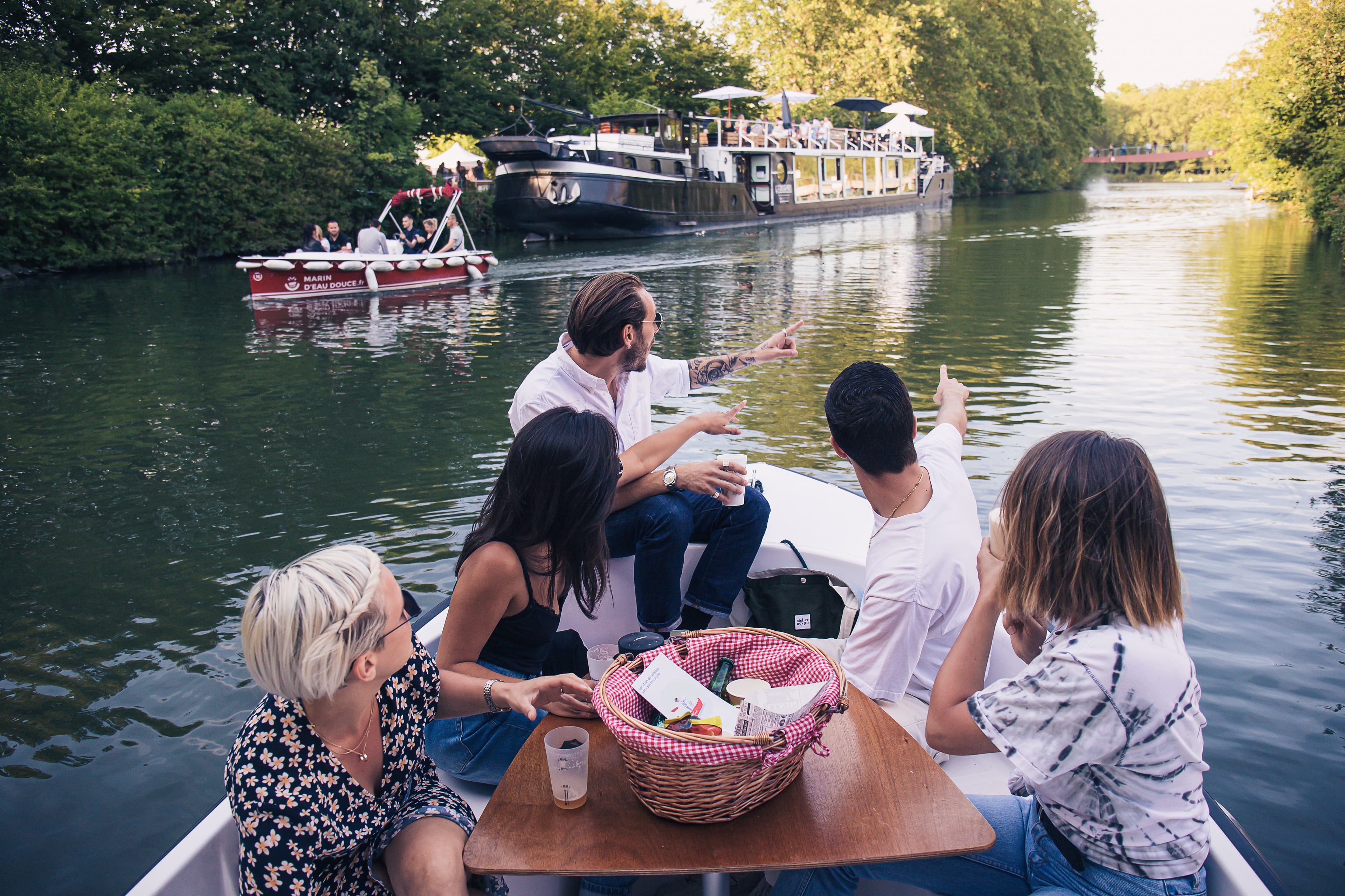 Art et Spectacle au fil de la Seine