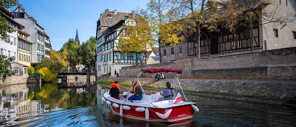 Balade : la Petite France à Strasbourg en bateau électrique